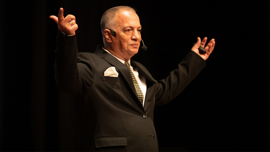 Kurumsal Görgü: Nezaketle Güçlenen İletişim ve İtibar